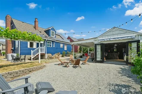 1217 S Charlestown Street Seattle WA 98108