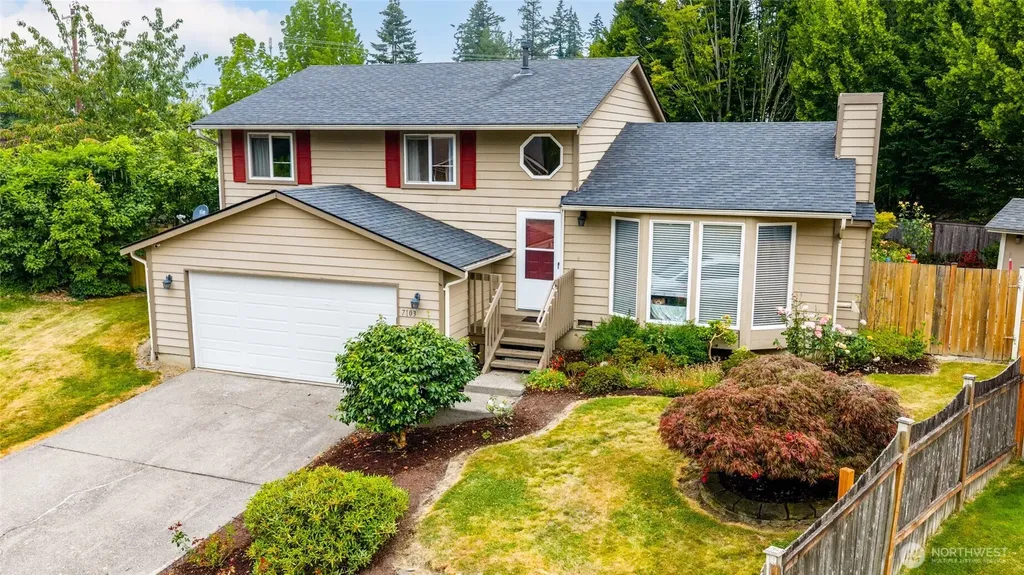 7103 Church Creek Circle NW Stanwood WA 98292