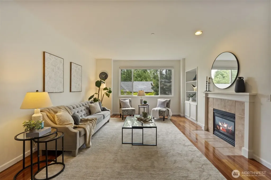 71 Sunset Court NW Issaquah WA 98027