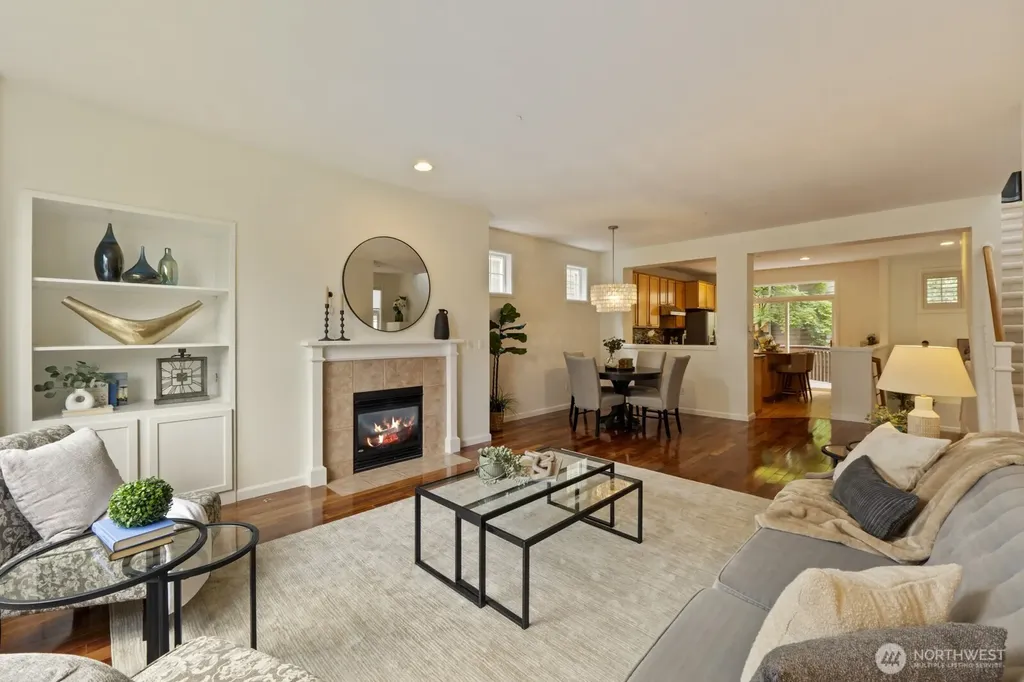 71 Sunset Court NW Issaquah WA 98027