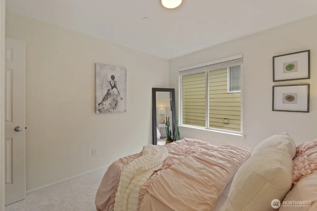 71 Sunset Court NW Issaquah WA 98027