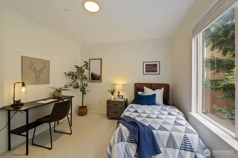 71 Sunset Court NW Issaquah WA 98027