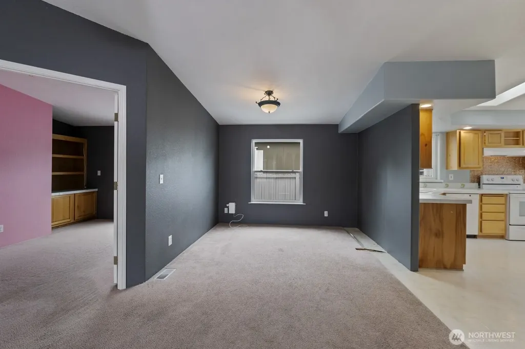 8331 15th Place SE Lake Stevens WA 98258