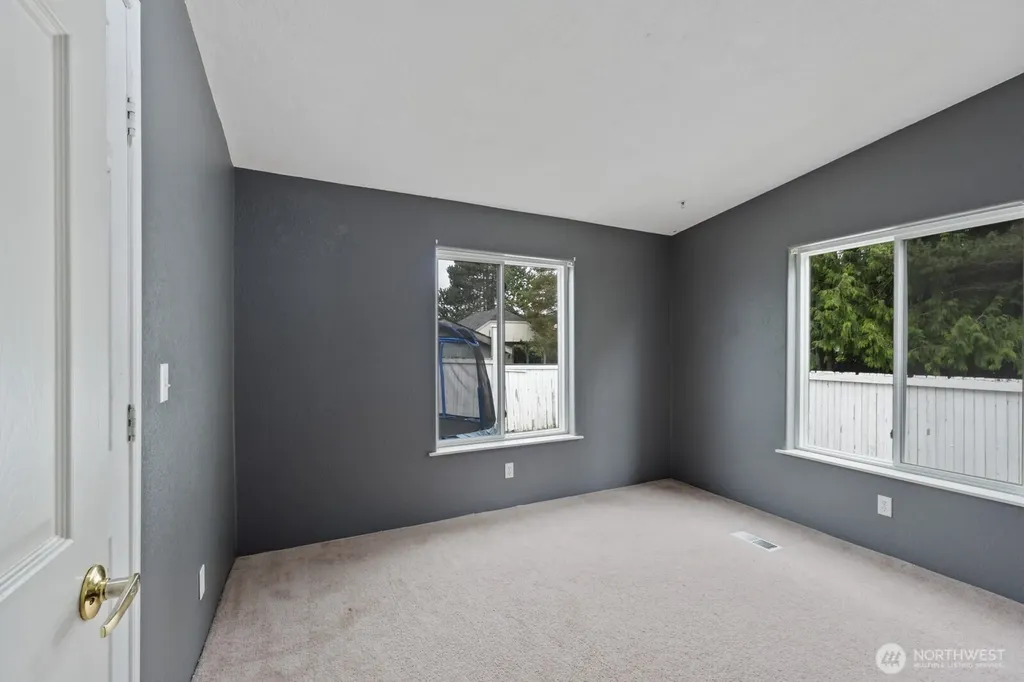 8331 15th Place SE Lake Stevens WA 98258