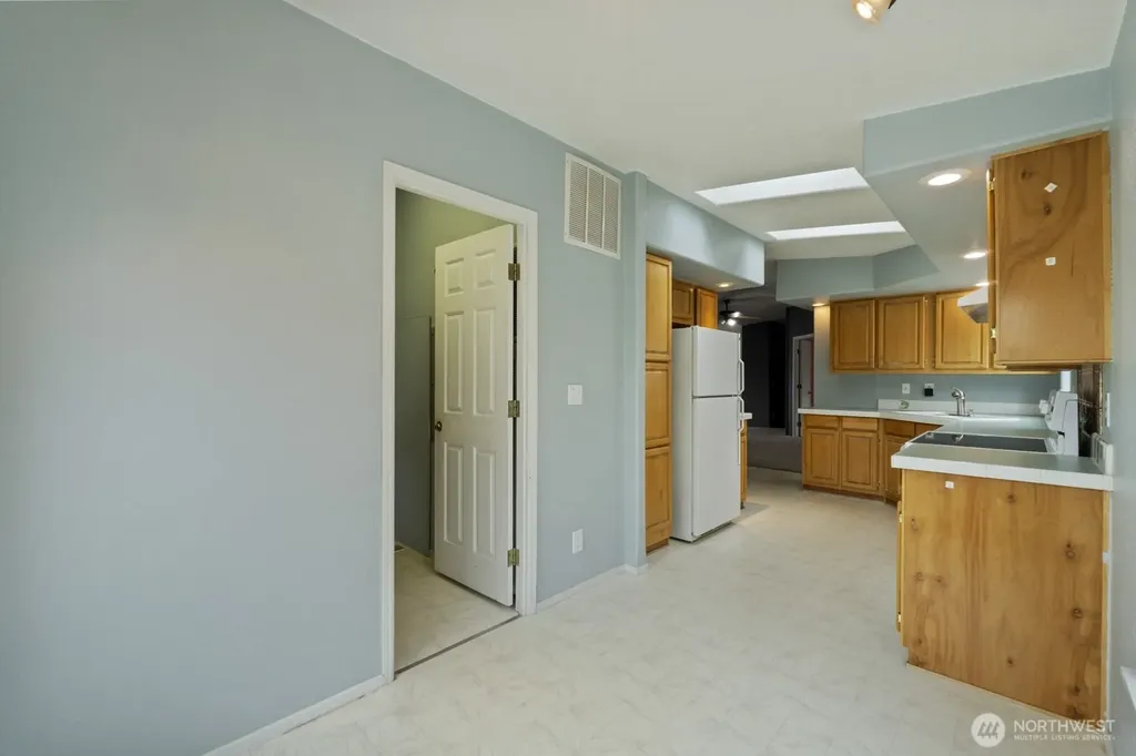 8331 15th Place SE Lake Stevens WA 98258