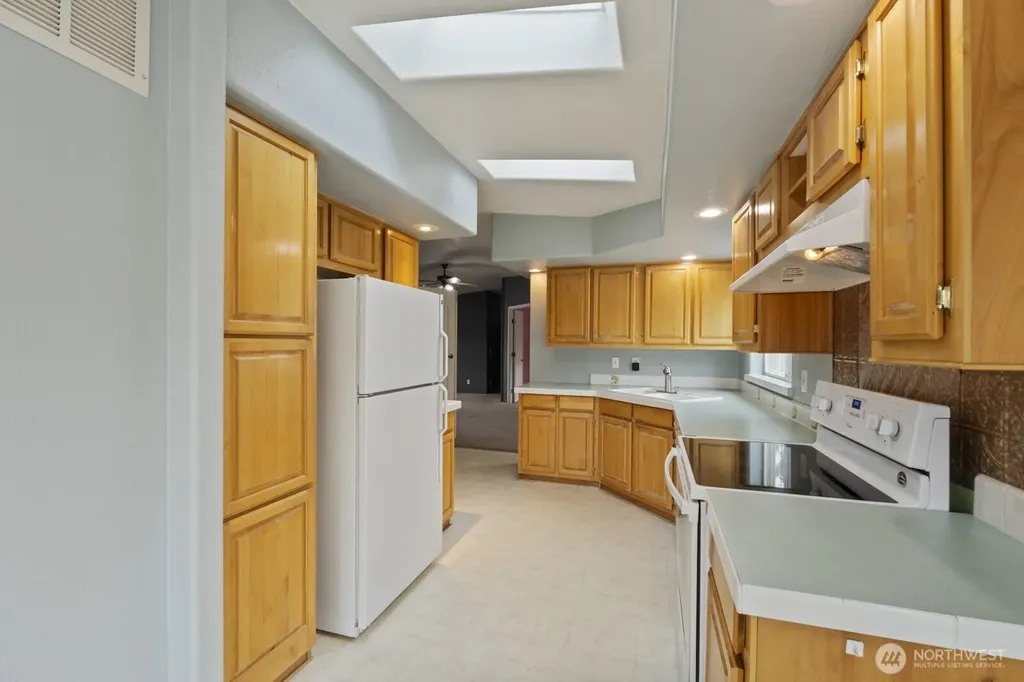 8331 15th Place SE Lake Stevens WA 98258