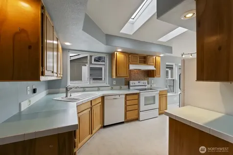 8331 15th Place SE Lake Stevens WA 98258