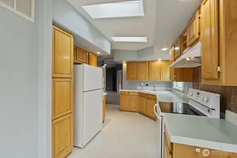 8331 15th Place SE Lake Stevens WA 98258