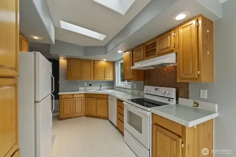 8331 15th Place SE Lake Stevens WA 98258
