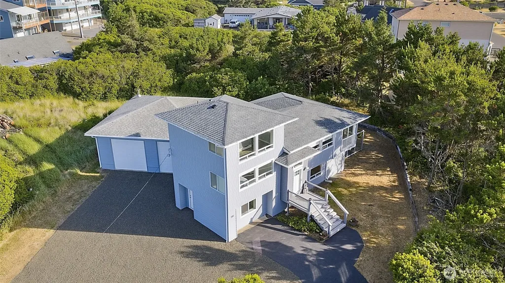 781 Camden Court SW Ocean Shores WA 98569
