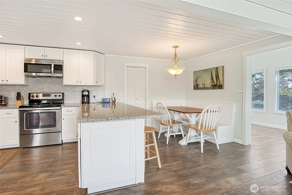 781 Camden Court SW Ocean Shores WA 98569