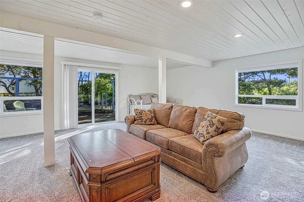 781 Camden Court SW Ocean Shores WA 98569