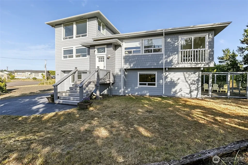781 Camden Court SW Ocean Shores WA 98569