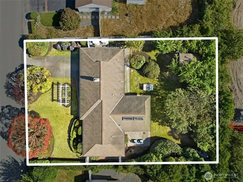 1016 Sunset Way Bellevue WA 98004