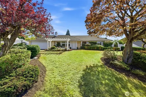 1016 Sunset Way Bellevue WA 98004