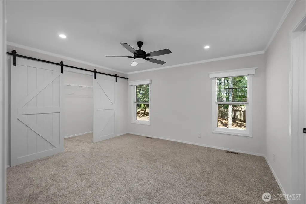 10 E Barnsby Place Shelton WA 98584