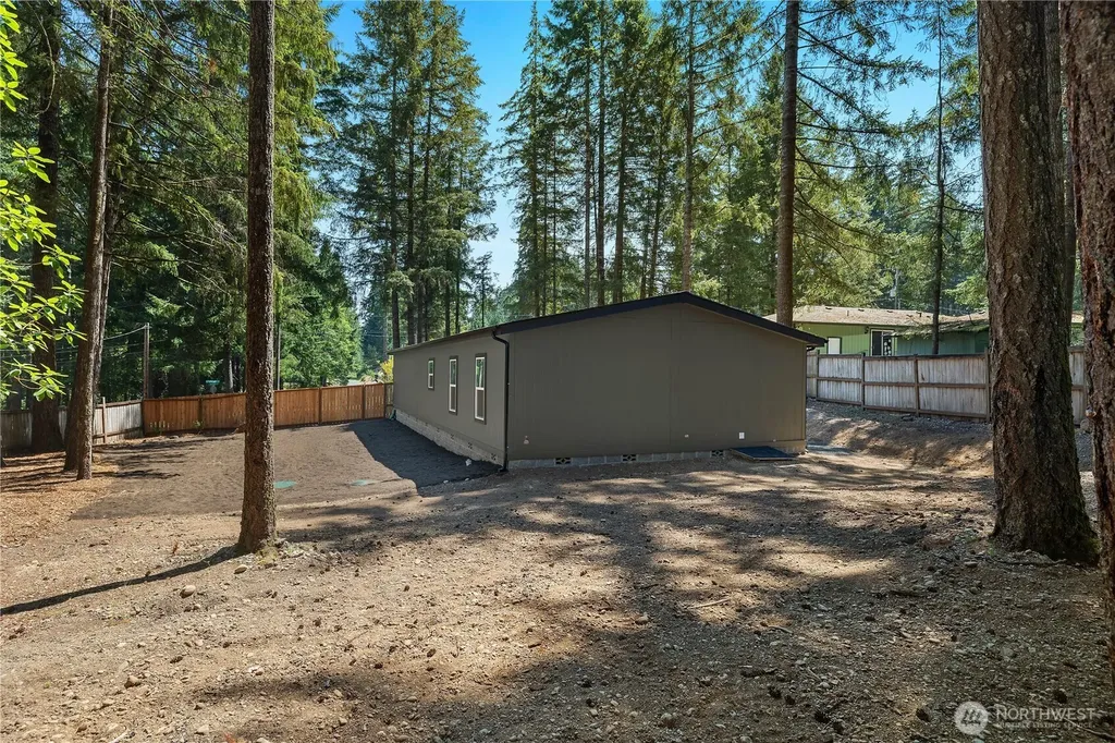 10 E Barnsby Place Shelton WA 98584