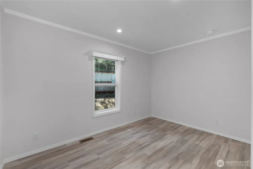 10 E Barnsby Place Shelton WA 98584