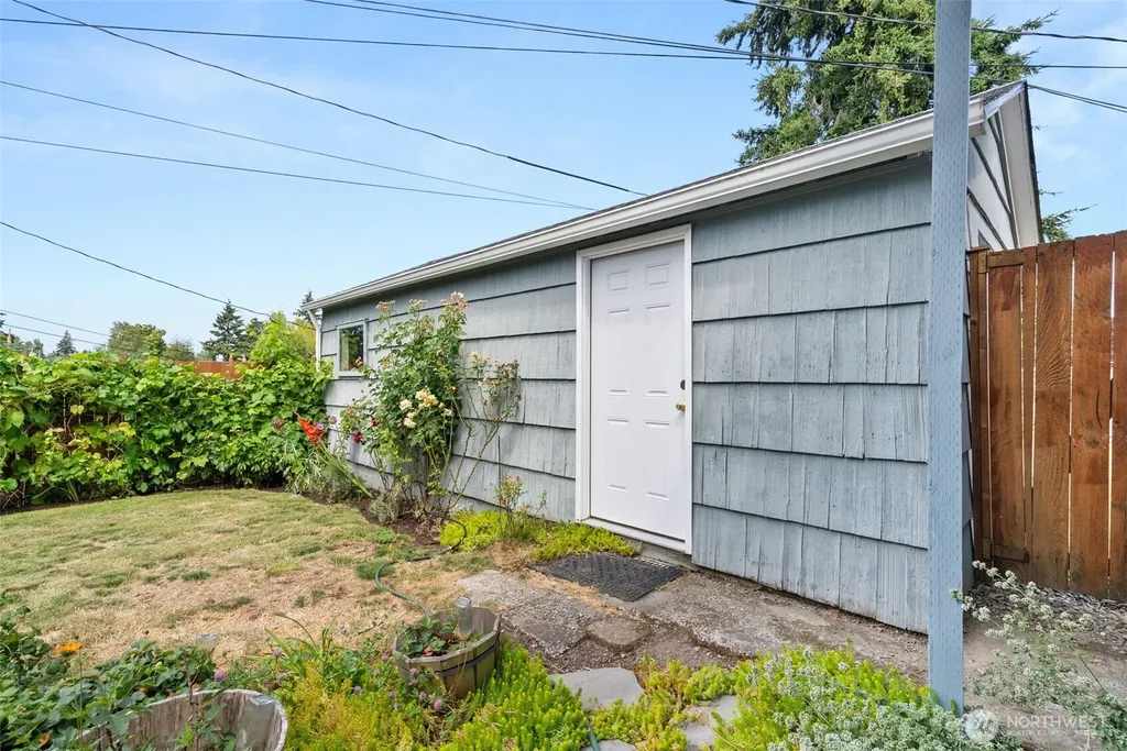 1460 S Fife Street Tacoma WA 98405