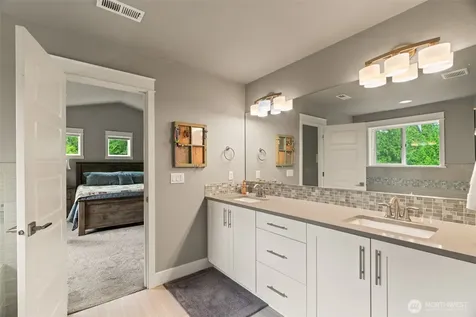 10103 52nd Street SE Snohomish WA 98290