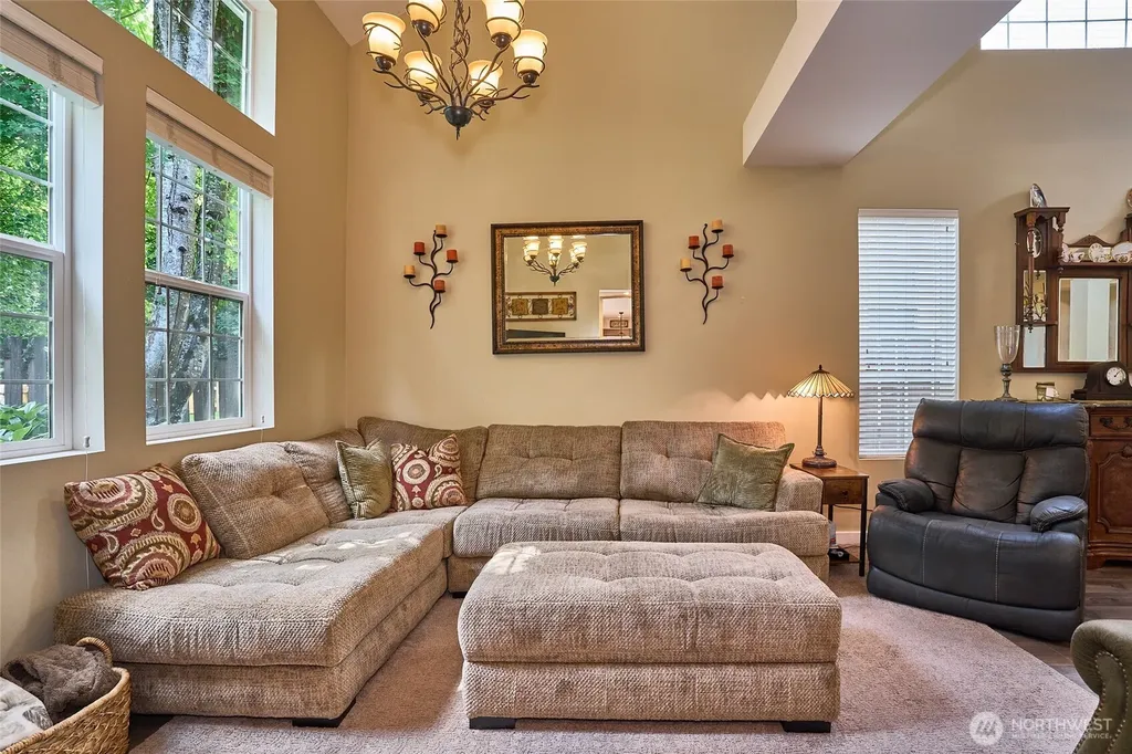 28091 Maple Ridge Way SE Maple Valley WA 98038