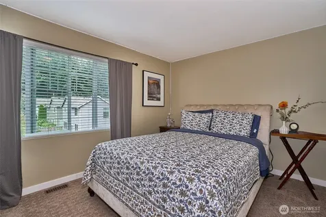 28091 Maple Ridge Way SE Maple Valley WA 98038