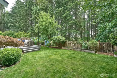 28091 Maple Ridge Way SE Maple Valley WA 98038