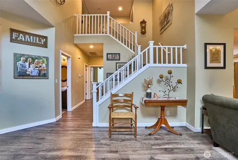 28091 Maple Ridge Way SE Maple Valley WA 98038