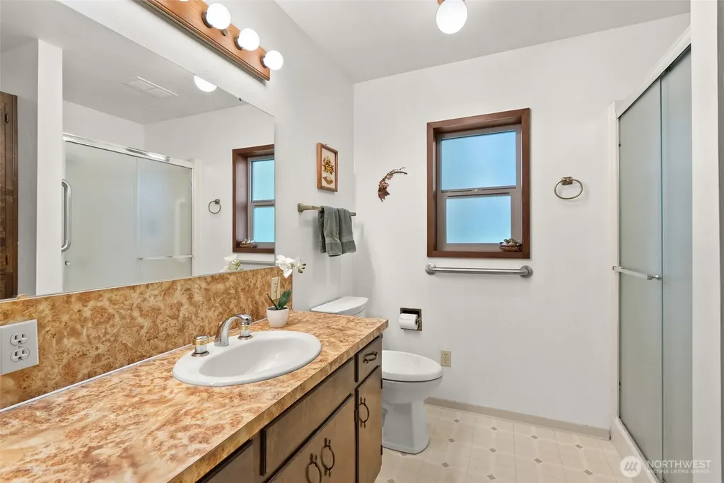 432 Brim Road Onalaska WA 98570