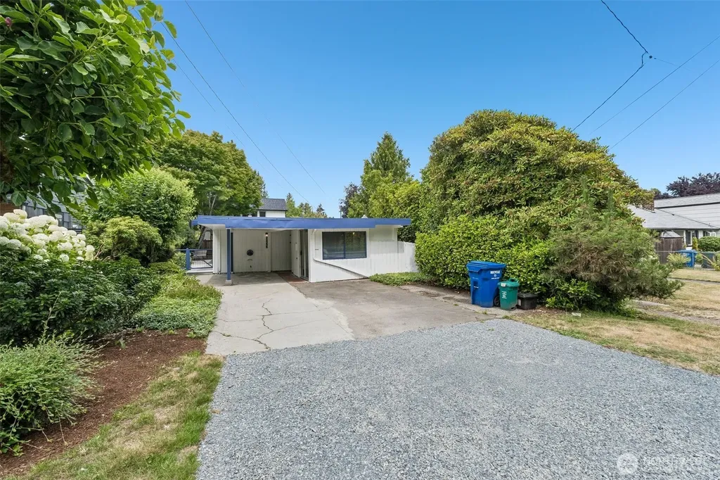 3222 NE 85th Street Seattle WA 98115