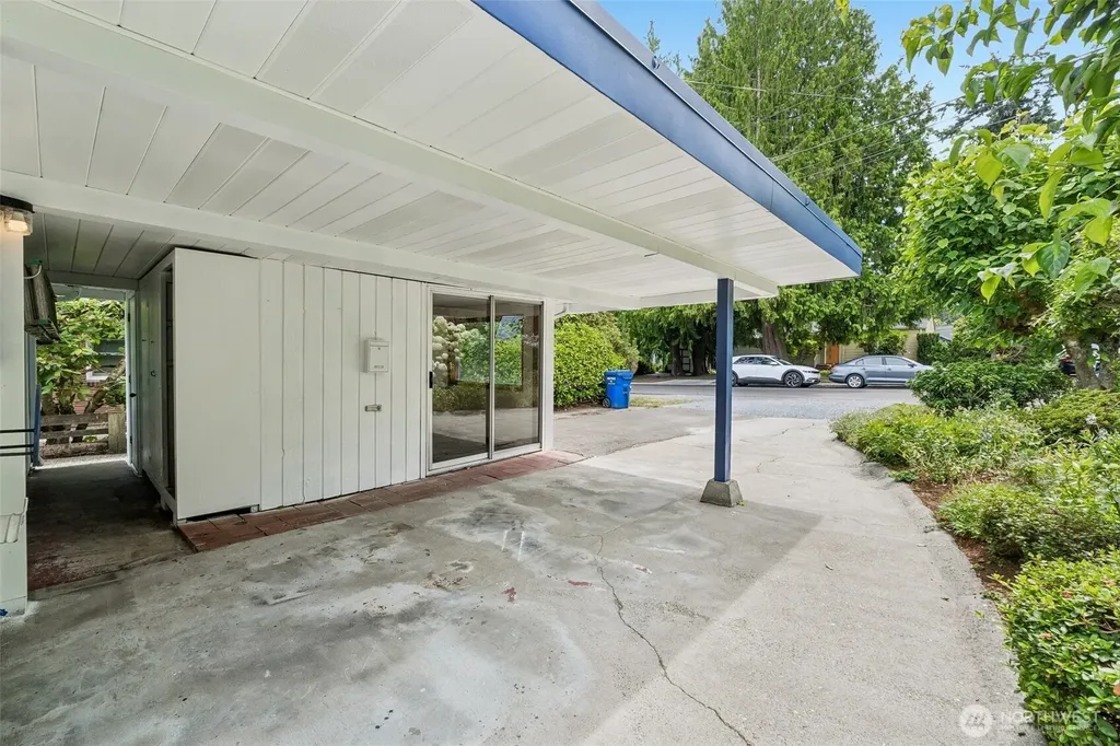 3222 NE 85th Street Seattle WA 98115
