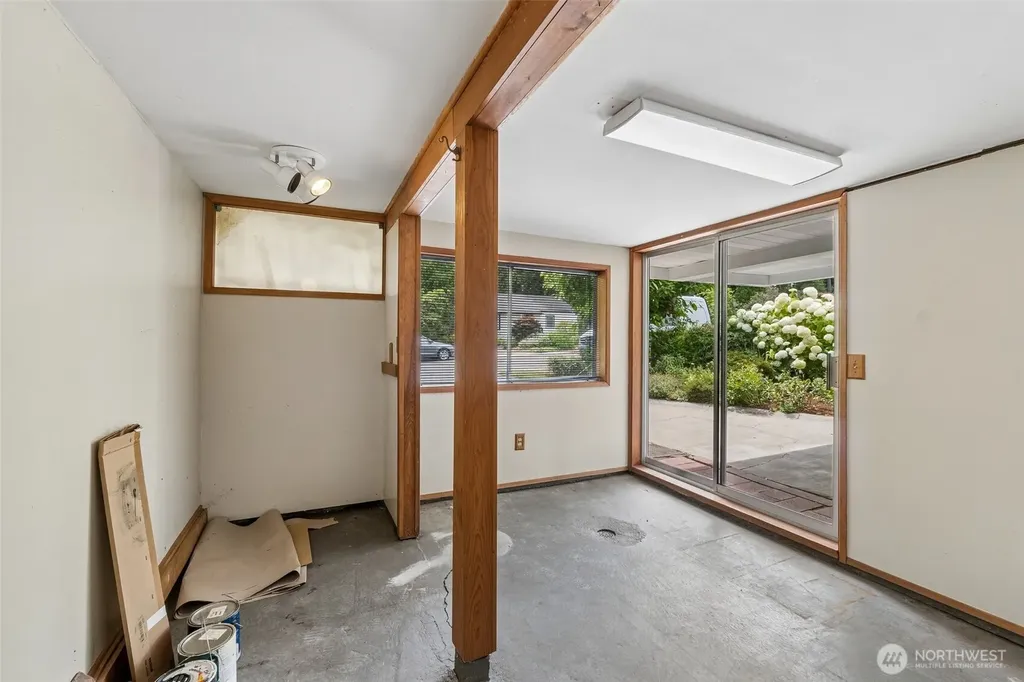 3222 NE 85th Street Seattle WA 98115