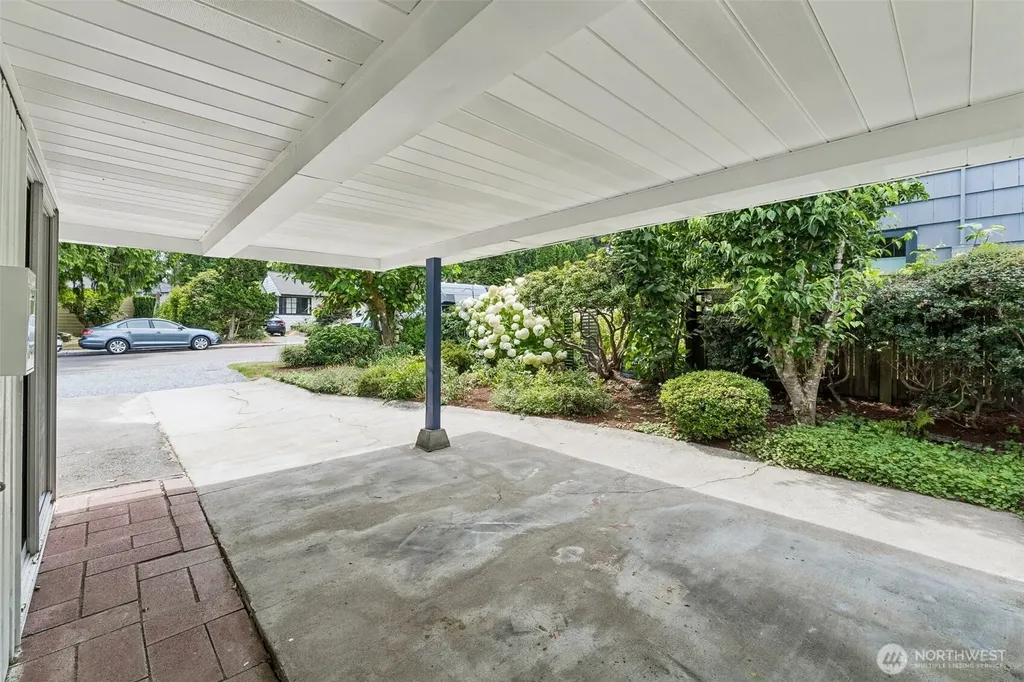 3222 NE 85th Street Seattle WA 98115