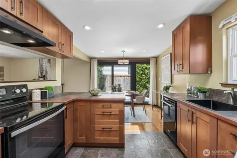 3222 NE 85th Street Seattle WA 98115