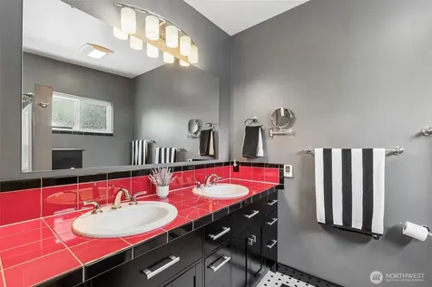 3222 NE 85th Street Seattle WA 98115