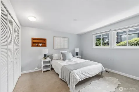 3222 NE 85th Street Seattle WA 98115