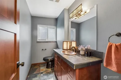 3222 NE 85th Street Seattle WA 98115