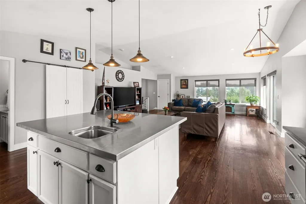19684 Johanna Vei Lane NW Poulsbo WA 98370