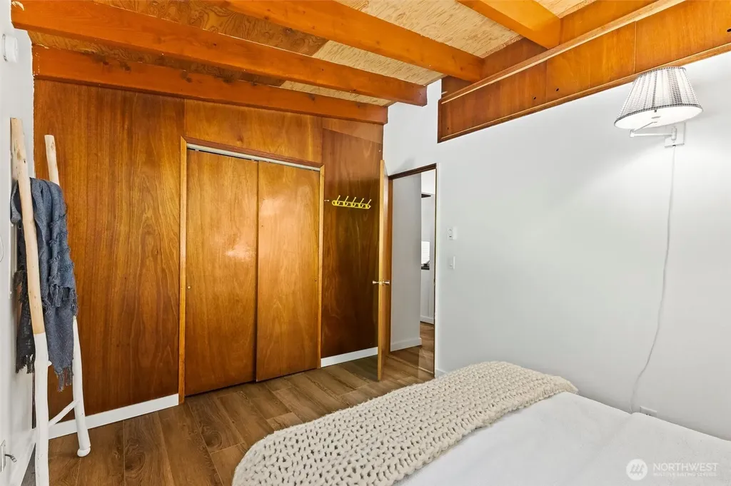 1333 Lowe Bellingham WA 98229