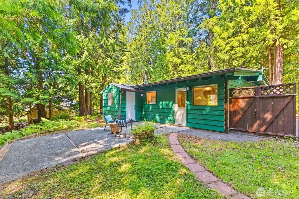 1333 Lowe Bellingham WA 98229