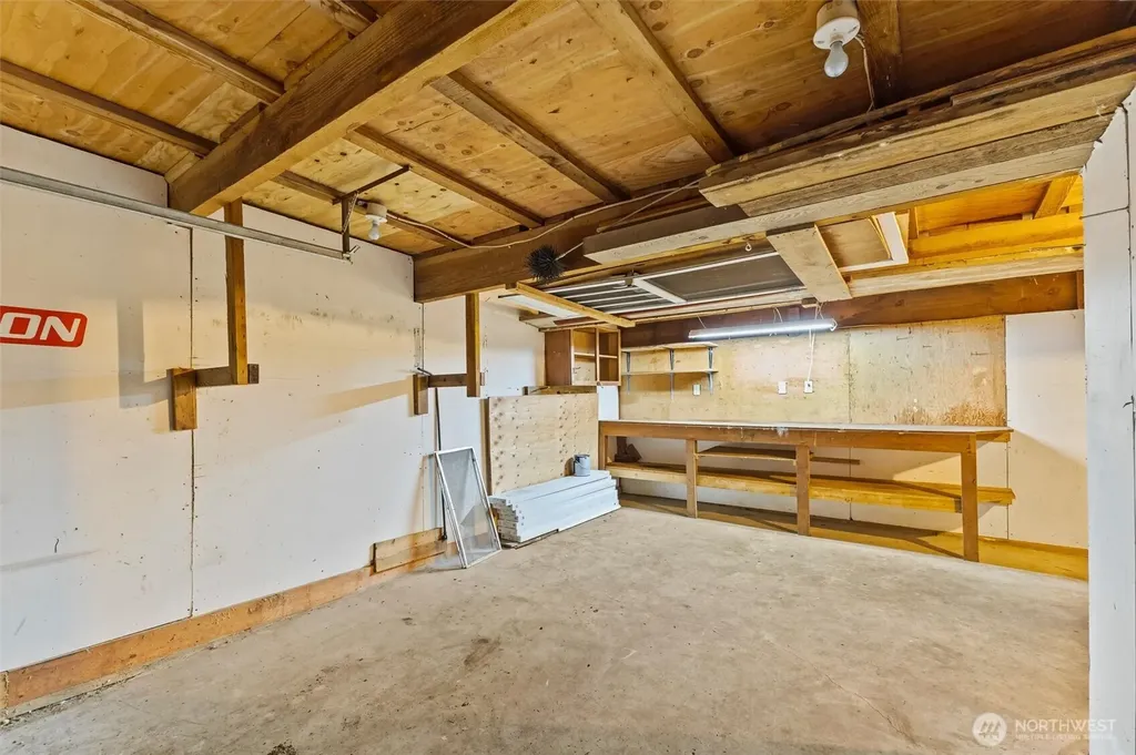1333 Lowe Bellingham WA 98229