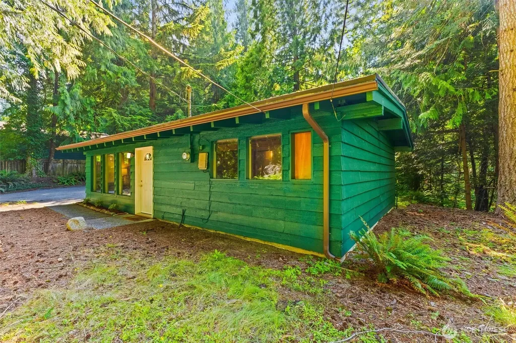 1333 Lowe Bellingham WA 98229