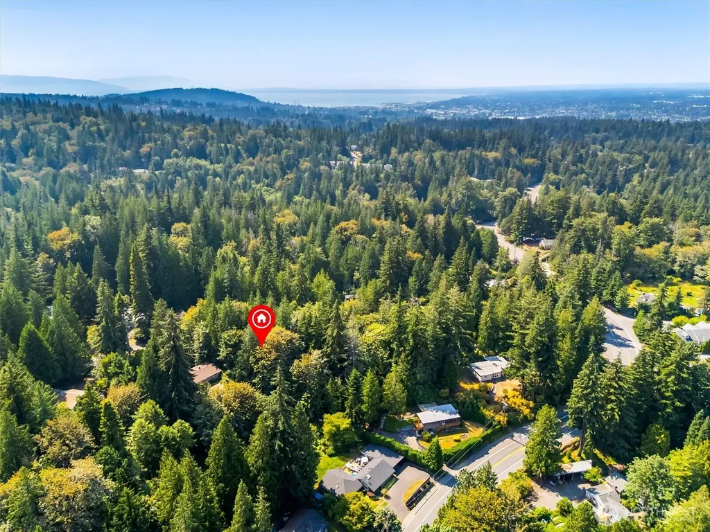 1333 Lowe Bellingham WA 98229