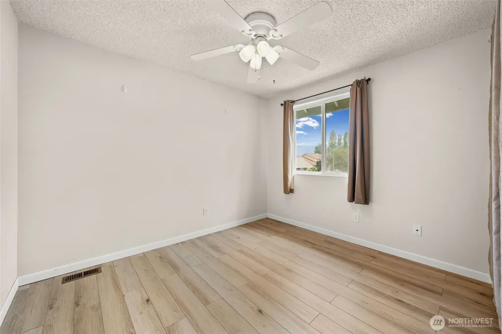 204 Michael Avenue Enumclaw WA 98022