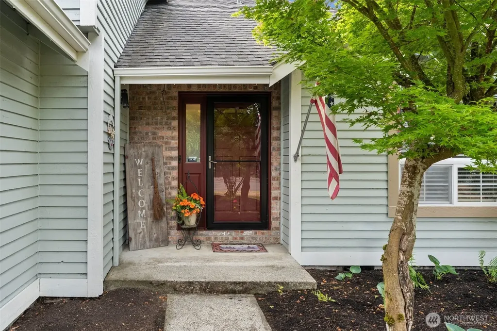 204 Michael Avenue Enumclaw WA 98022