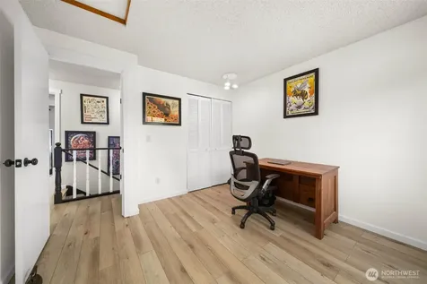 204 Michael Avenue Enumclaw WA 98022