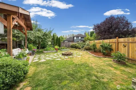 204 Michael Avenue Enumclaw WA 98022