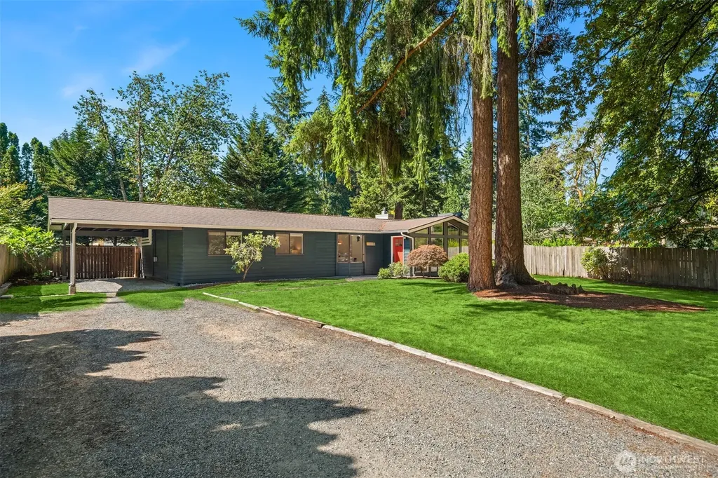 10044 Slater Avenue NE Kirkland WA 98033