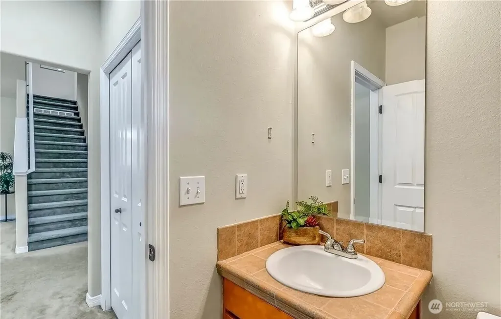 17912 20th Avenue SE Bothell WA 98012