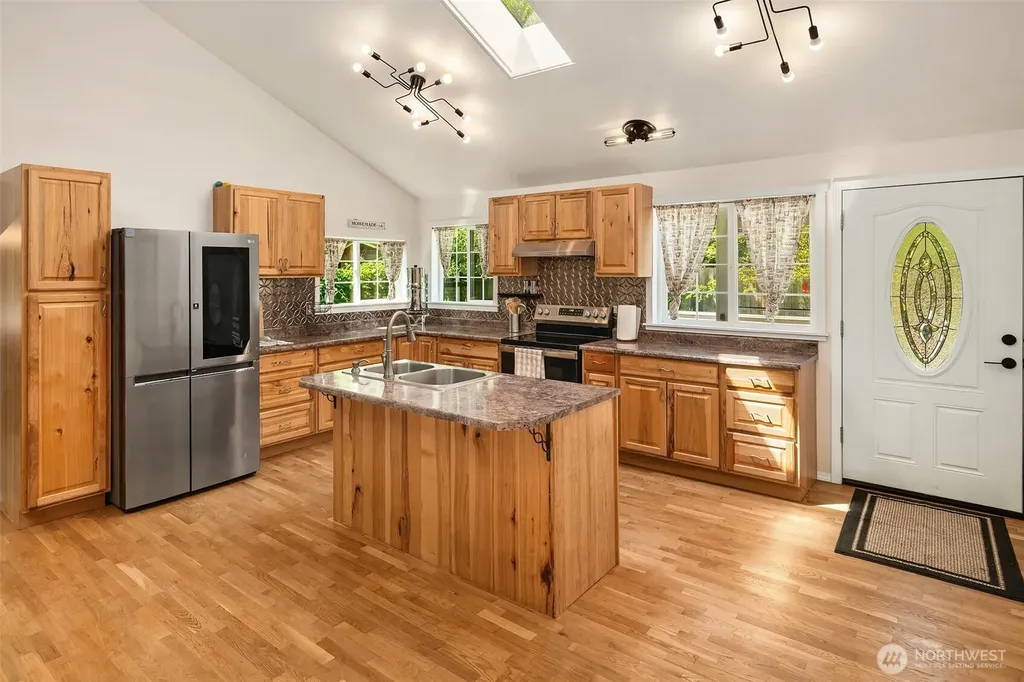 14924 E 115th Street Puyallup WA 98374